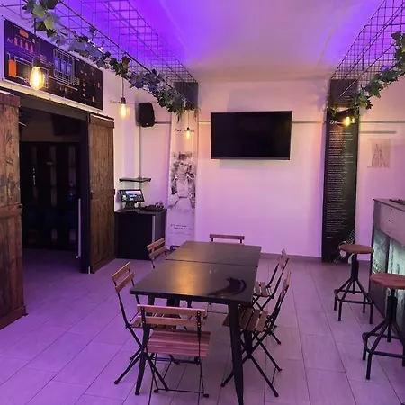Per Famiglie O Gruppi Di Amici Access Point Apartman *